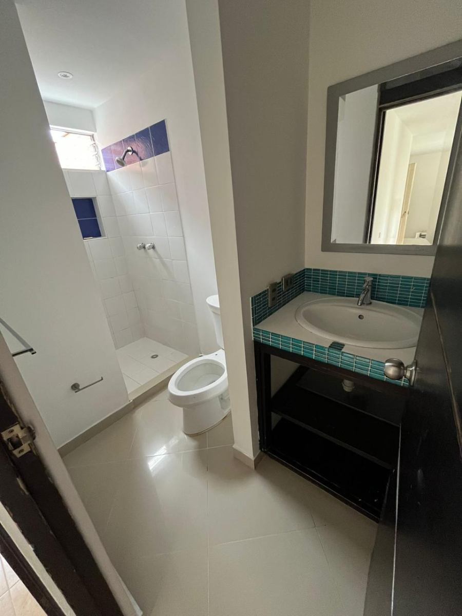 Cl. 42 # 96-25, Comuna 17, Cali, Valle del Cauca, Colombia 3